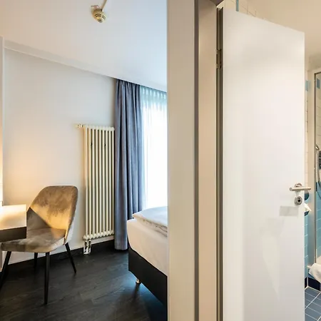 Axxe Rasthof Kassel 3*