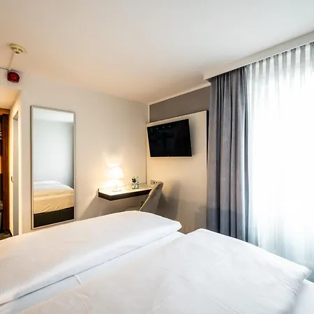 Axxe Rasthof Kassel 3*